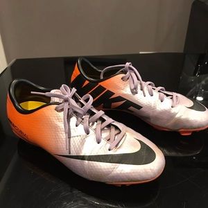 Nike Soccer Cleats, Size 5.5